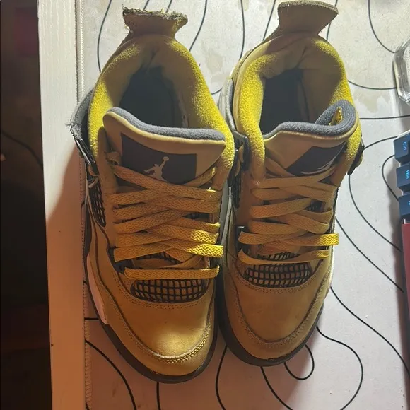 Jordan Yellow and Black Sneakers Sporty Design