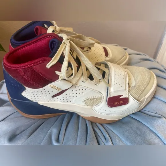 Jordan Zion 2 Pelicans Youth 7Y Basketball Shoes Sneakers Men’s 7.5 Nike…