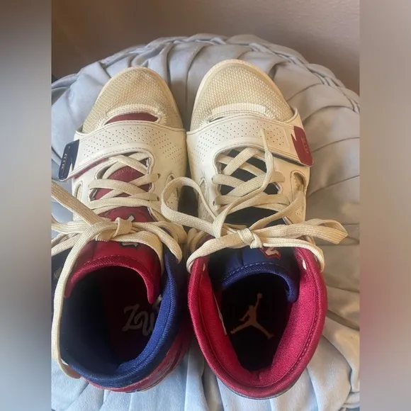 Jordan Zion 2 Pelicans Youth 7Y Basketball Shoes Sneakers Men’s 7.5 Nike…