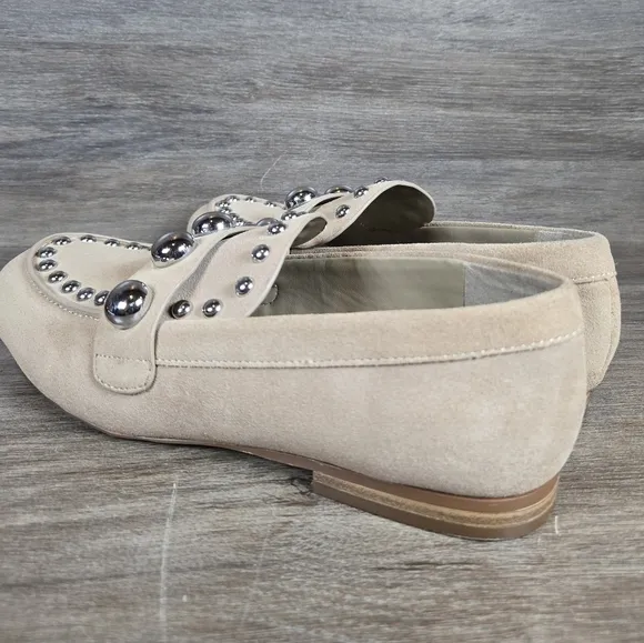 Karl Lagerfeld Avah Studded Loafer Flat Shoes Taupe Tan Beige Suede Womens Sz 7