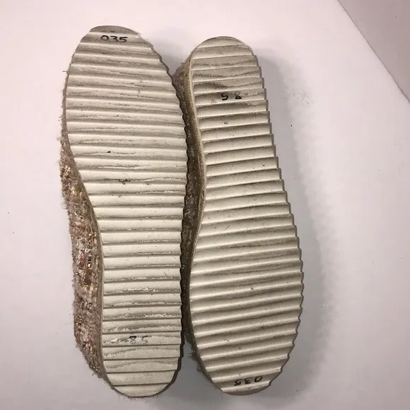 Karl Lagerfeld Paris Arago2 Flat Espadrille 8.5