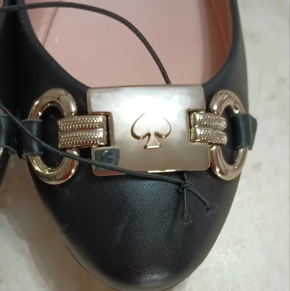 Kate Spade Black Flat shoes Leather  Size 7 Women's