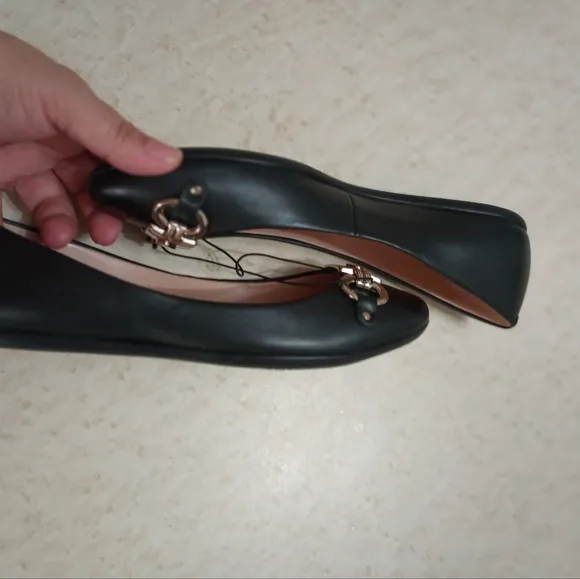 Kate Spade Black Flat shoes Leather  Size 7 Women's