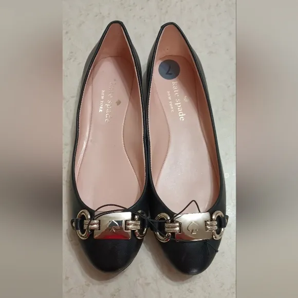 Kate Spade Black Flat shoes Leather  Size 7 Women's