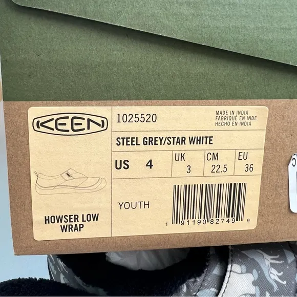 Keen NEW Howser Low Wrap Yeti Size Youth 4 Grey Star/White Puffer Quilted Shoes
