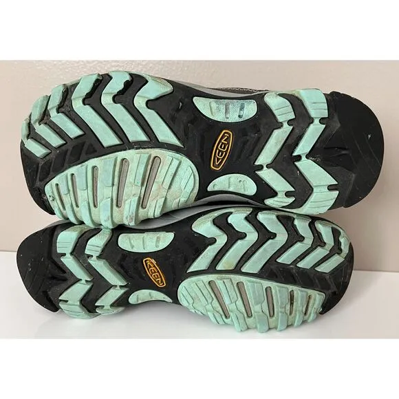 Keen Saltzman Trail hiking shoes. Size 7.