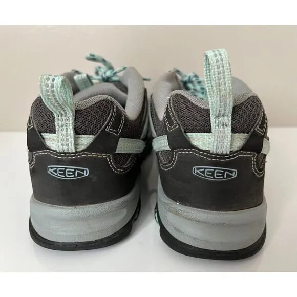 Keen Saltzman Trail hiking shoes. Size 7.