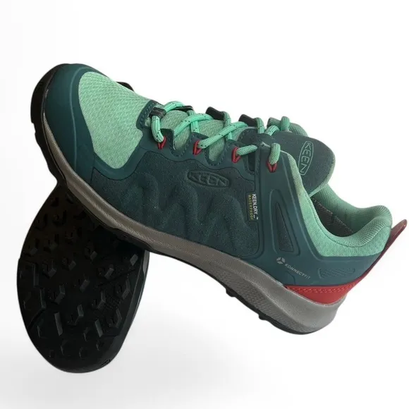 KEEN SAMPLE HIKING SHOES FOR WOMEN