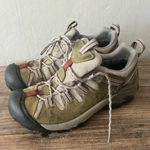 Keen Tan Targhee Hiking Shoes Size 9.5 women’s