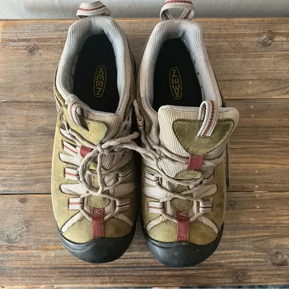 Keen Tan Targhee Hiking Shoes Size 9.5 women’s
