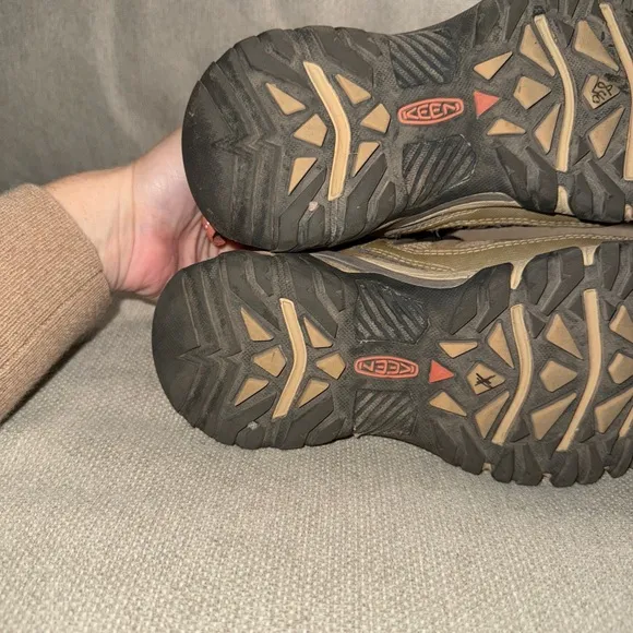Keen Targhee Vent 1018582 Sandy/Cornstalk Hiking Shoes Lace up Women's Size 7