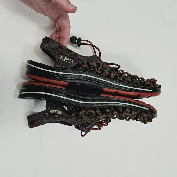 Keen Uneek Men’s 9.5 Sandals Strappy 2 Cord Fisherman Fishing Hiking Water Shoes