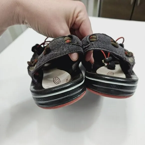 Keen Uneek Men’s 9.5 Sandals Strappy 2 Cord Fisherman Fishing Hiking Water Shoes