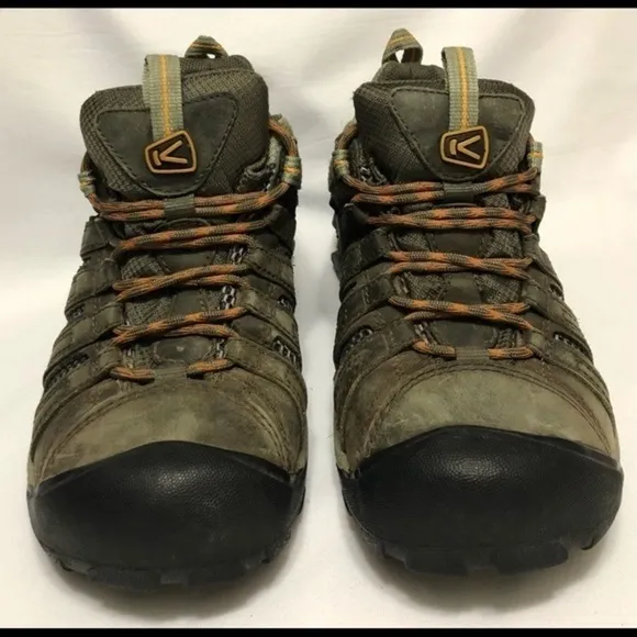 Keen Voyageur Targhee Low Top Hiking Shoes