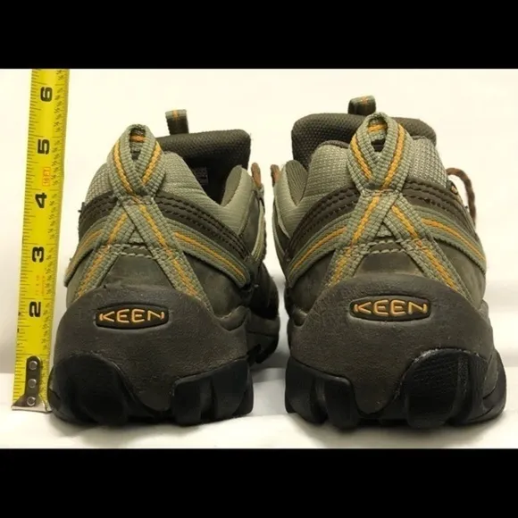 Keen Voyageur Targhee Low Top Hiking Shoes