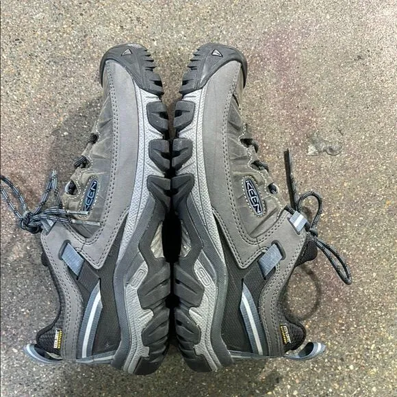 KEEN Men's Gray Hiking Shoes