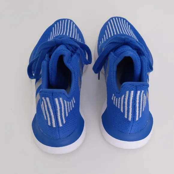 Kids Adidas Blue Athletic Swift Running Sneaker Shoes Size 3.5
