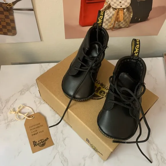 Kids Crib Shoe