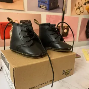 Kids Crib Shoe