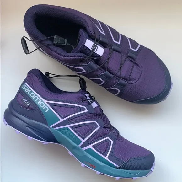 Kids Salomon Purple Trail Hiking Shoes Size 6