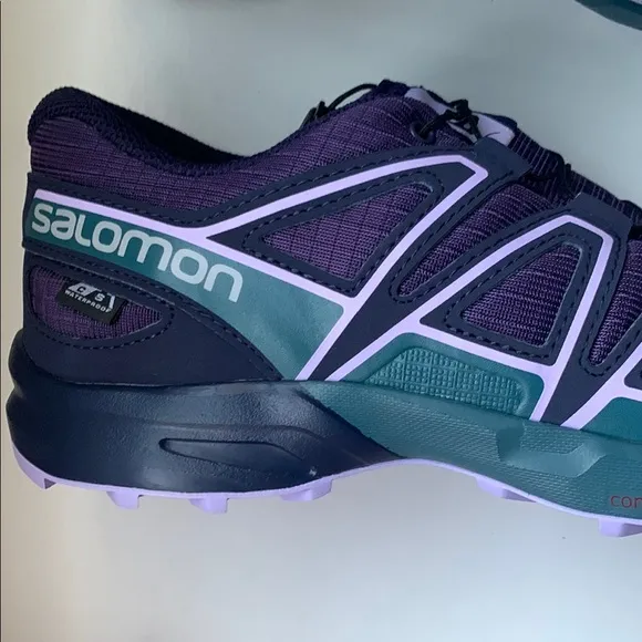 Kids Salomon Purple Trail Hiking Shoes Size 6