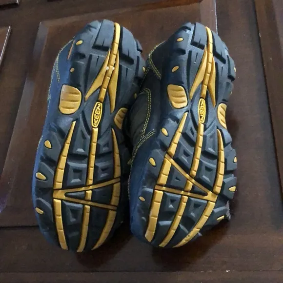 Kids size 12 gray and blue keen hiking shoes