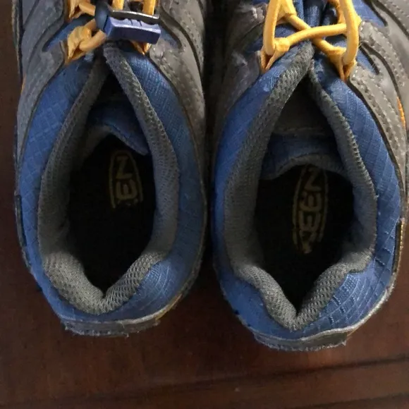 Kids size 12 gray and blue keen hiking shoes
