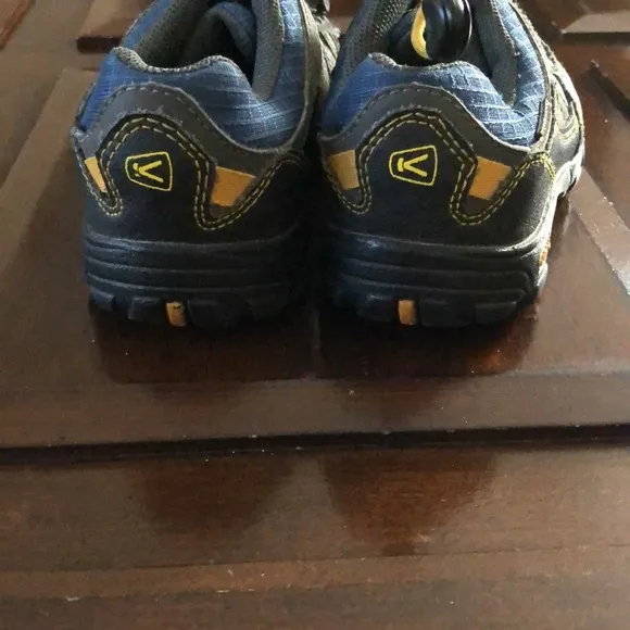 Kids size 12 gray and blue keen hiking shoes