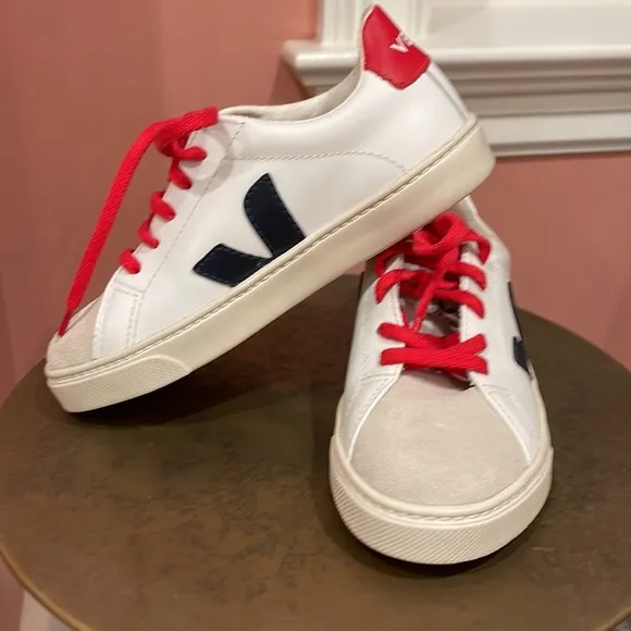 Kids Veja Esplar leather Sneaker size 1