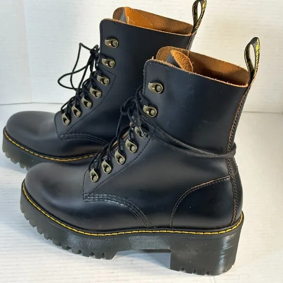 LADIES SIZE 10 NEW DR.MARTENS BOOTS
