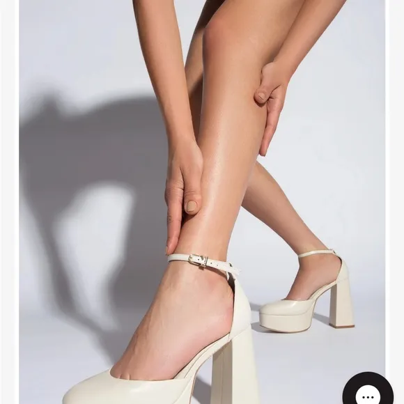 Larroude Ari Pump Ivory Leather Platform Heels