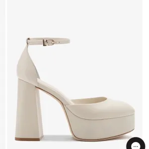 Larroude Ari Pump Ivory Leather Platform Heels