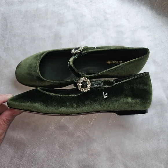 Larroude Blair Ballet Flat In Bosco Velvet Shoes Sz 7