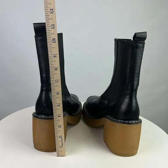 Like New MARC FISHER LTD Mlfredy Women Black Leather Cold Weather Booties Boots