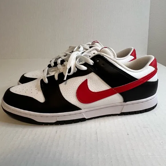 Like New Nike Dunk Low Retro Casual Shoes in white/red/black Mens Size 11.5
