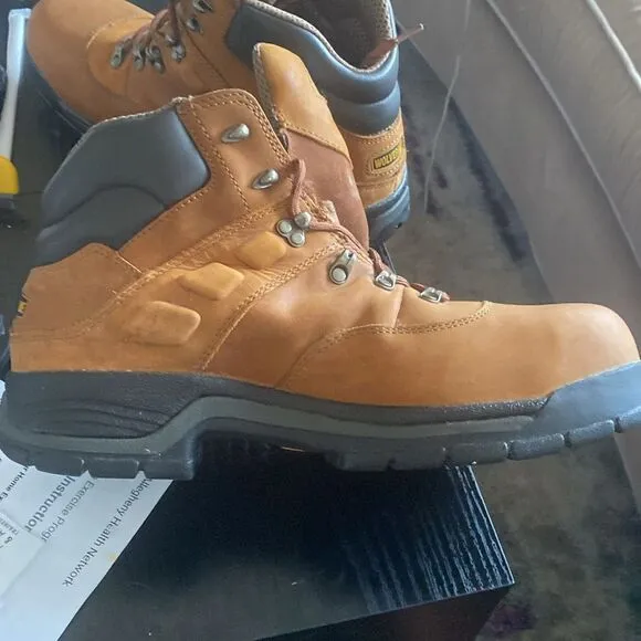 LKN Wolverine Men’s EAA Safety-Toe Boots Size 12 Medium Slip and Oil resistant