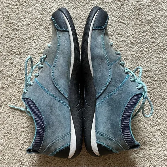 L.L. BEAN Women's BeanSport Casual Lace-Up Shoes