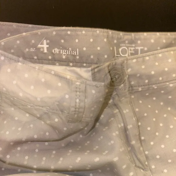 LOFT Women’s Bundle of 5 Shorts, size 4