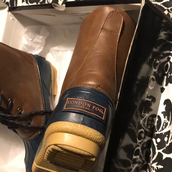 London Fog “Wynter” Duck Boot Navy size 7 NIB