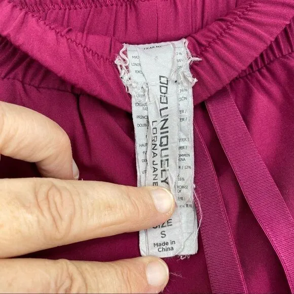 Lorna Jane running shorts raspberry wine maroon woman’s size small