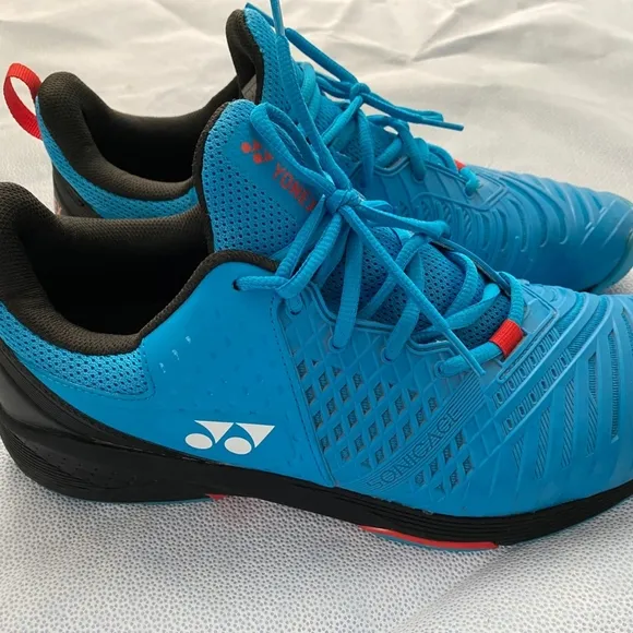 lot of gently used 10.5 pickle ball sneakers .