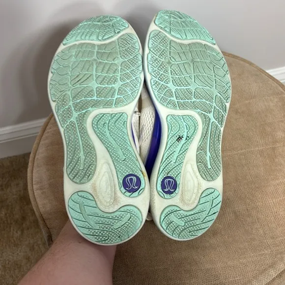 Lululemon Blissfeel Sneakers