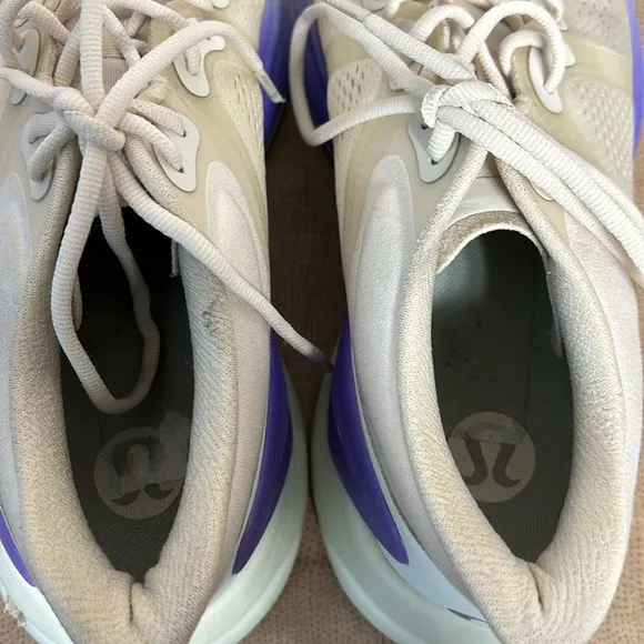 Lululemon Blissfeel Sneakers