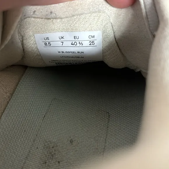 Lululemon Blissfeel Sneakers