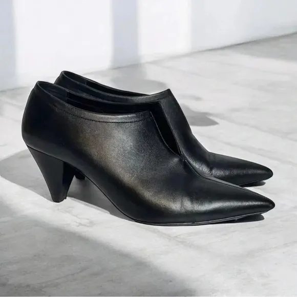 M Gemi Black Leather Cone Heeled Ankle Boots