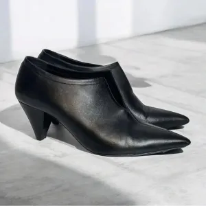 M Gemi Black Leather Cone Heeled Ankle Boots