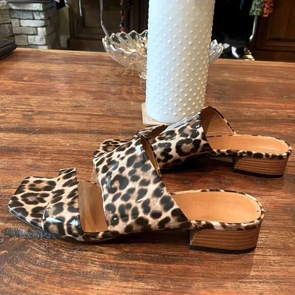 M Gemi Patent Leather Camel Leopard Print Slip-On Sandals Sz 8 (38.5) Italy EUC!