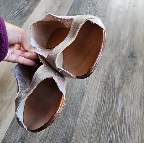 MALOLES FLAT SHOES