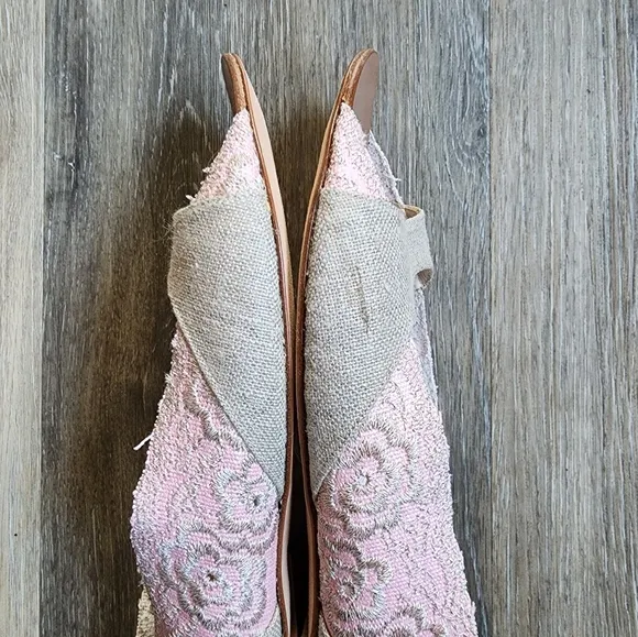 MALOLES FLAT SHOES