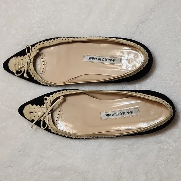 Manolo Blahnik Bow Tie Black and Cream Women's Flat Shoes  Size 38/ US 8